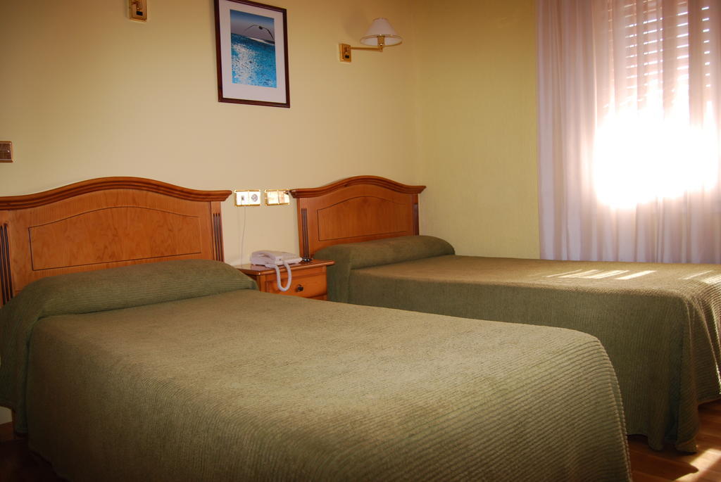 Hotel A Nieu Jaca Exterior foto